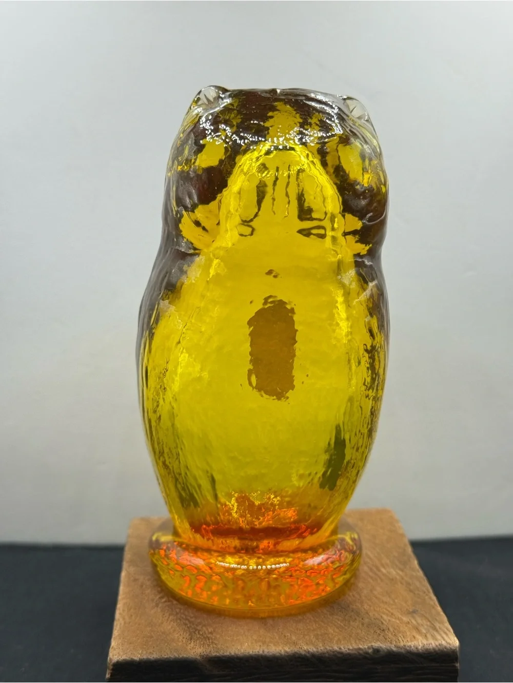 *GLOWS* Vintage 1970s Pilgrim Glass Amberina Owl Figurine – With Original Label!
